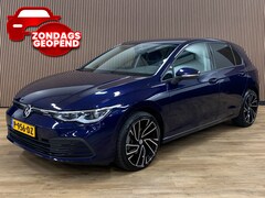 Volkswagen Golf - 1.5 eTSI R-Line|LED|Automaat|Sfeerverlichting|Carplay|19 Inch|