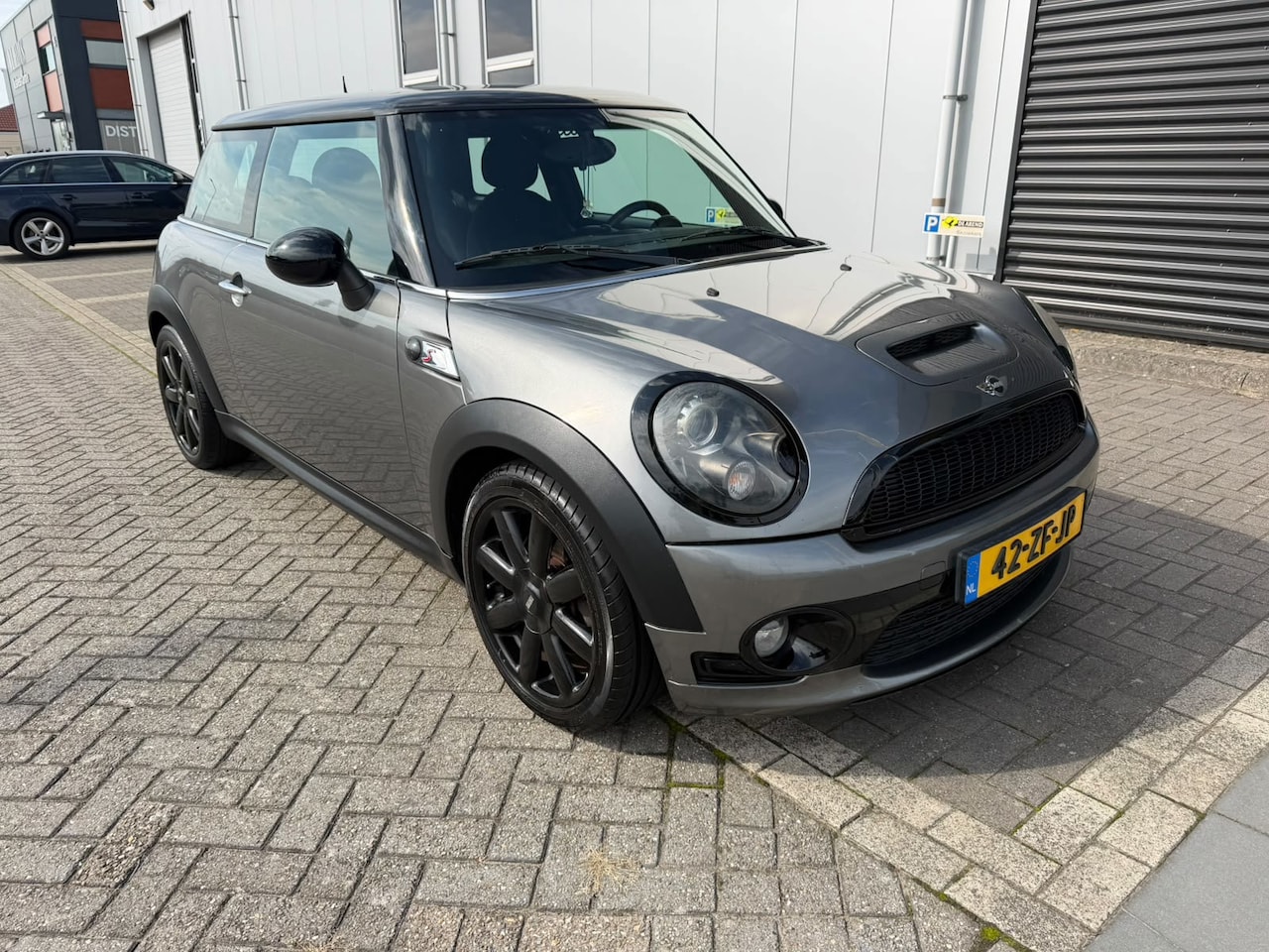 MINI 3-Deurs - 1.6 Cooper S Chili Airco APK NAP - AutoWereld.nl