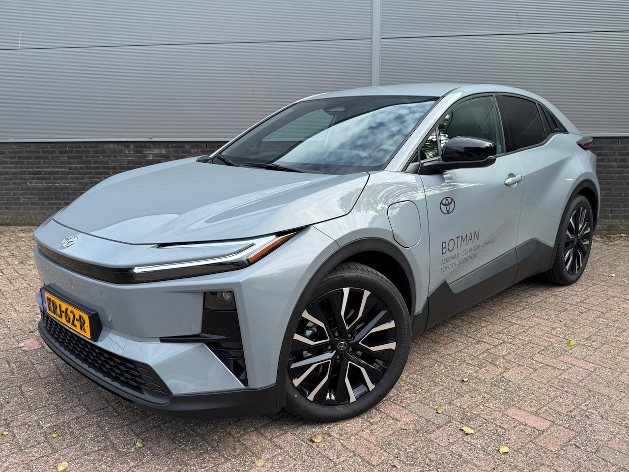 Toyota C-HR - First Edition 77 kWh Demonstratievoertuig!! - AutoWereld.nl