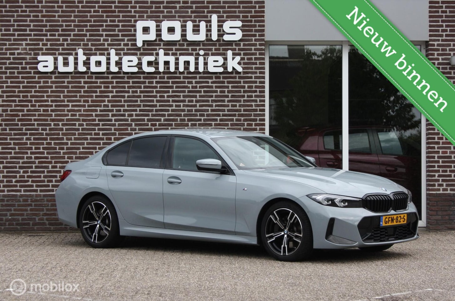 BMW 3-serie - 330i M Sport 330i M-Sport, curved, carplay, brooklyn - AutoWereld.nl