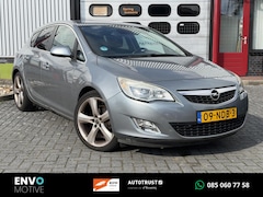 Opel Astra - 1.6 Sport, leder interieur, stoelverwarming