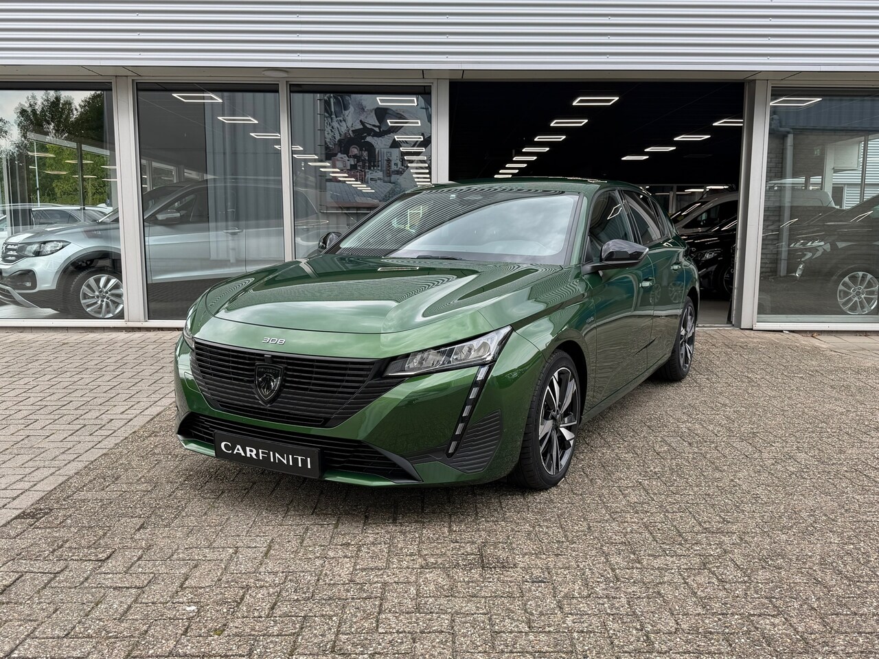 Peugeot 308 - 1.6 Plug-in Hybrid 180 Allure - AutoWereld.nl