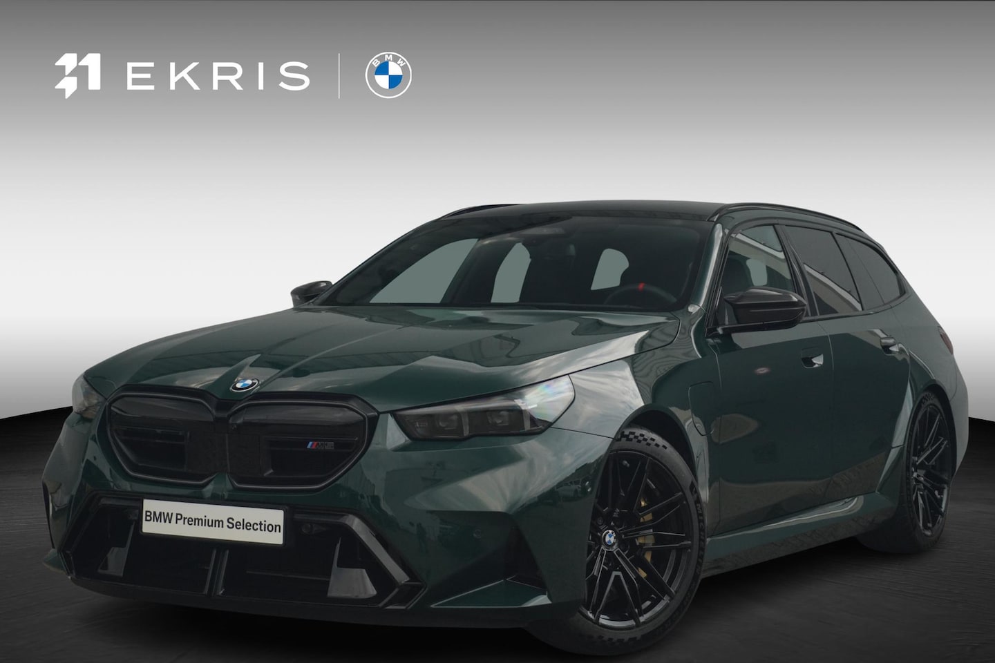 BMW M5 - Touring | M Driver's Pack | M Carbon-keramische remmen | Hemelbekleding Alcantara | Panora - AutoWereld.nl