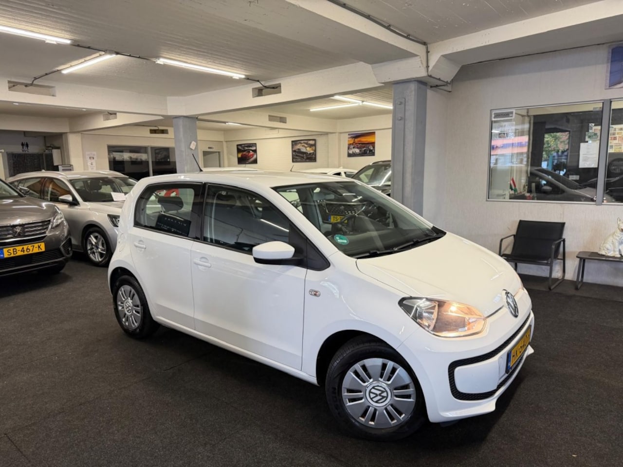 Volkswagen Up! - 1.0 move up! BlueM.*5deurs*Airco*Navigatie - AutoWereld.nl