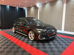Audi A3 Sportback - 35 TFSI S edition 3xS-line Pano RS-stoelen Virtual Matrix Led