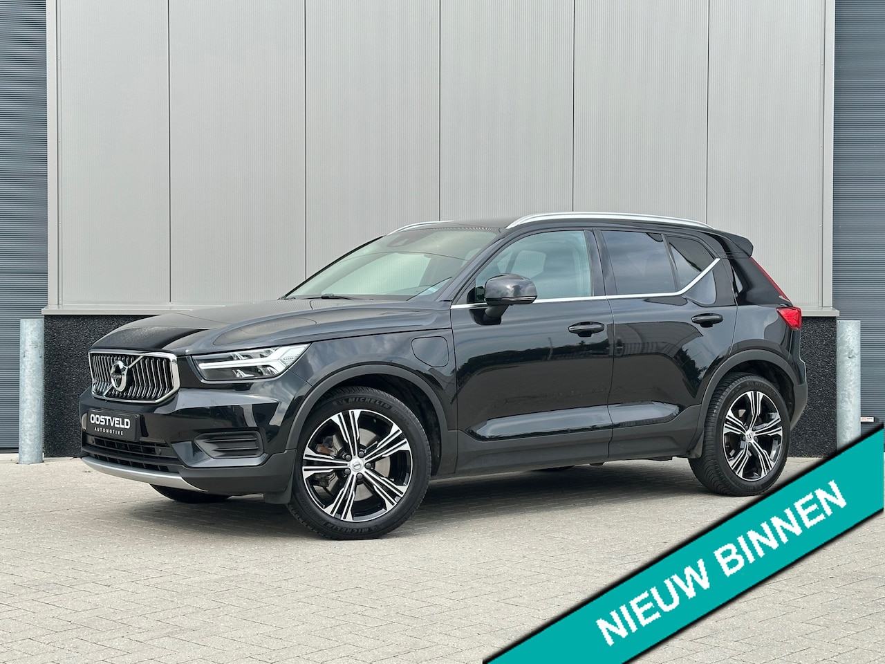 Volvo XC40 - 1.5 T5 Twin Engine Inscription 19'' Leer ACC 360 Camera Bliss Stoelverwarming - AutoWereld.nl