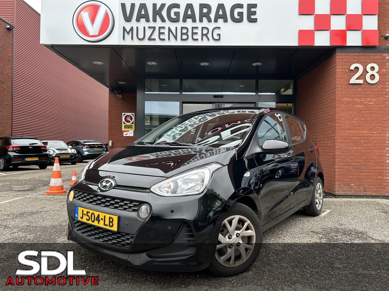 Hyundai i10 - 1.0i Comfort 5p. // AIRCO // ELEK. RAMEN - AutoWereld.nl