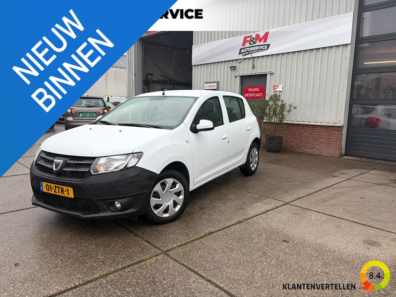 Dacia Sandero - 0.9 TCe Lauréate Airco, radio, trekhaak - AutoWereld.nl