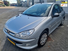 Peugeot 206 - 1.4 Forever