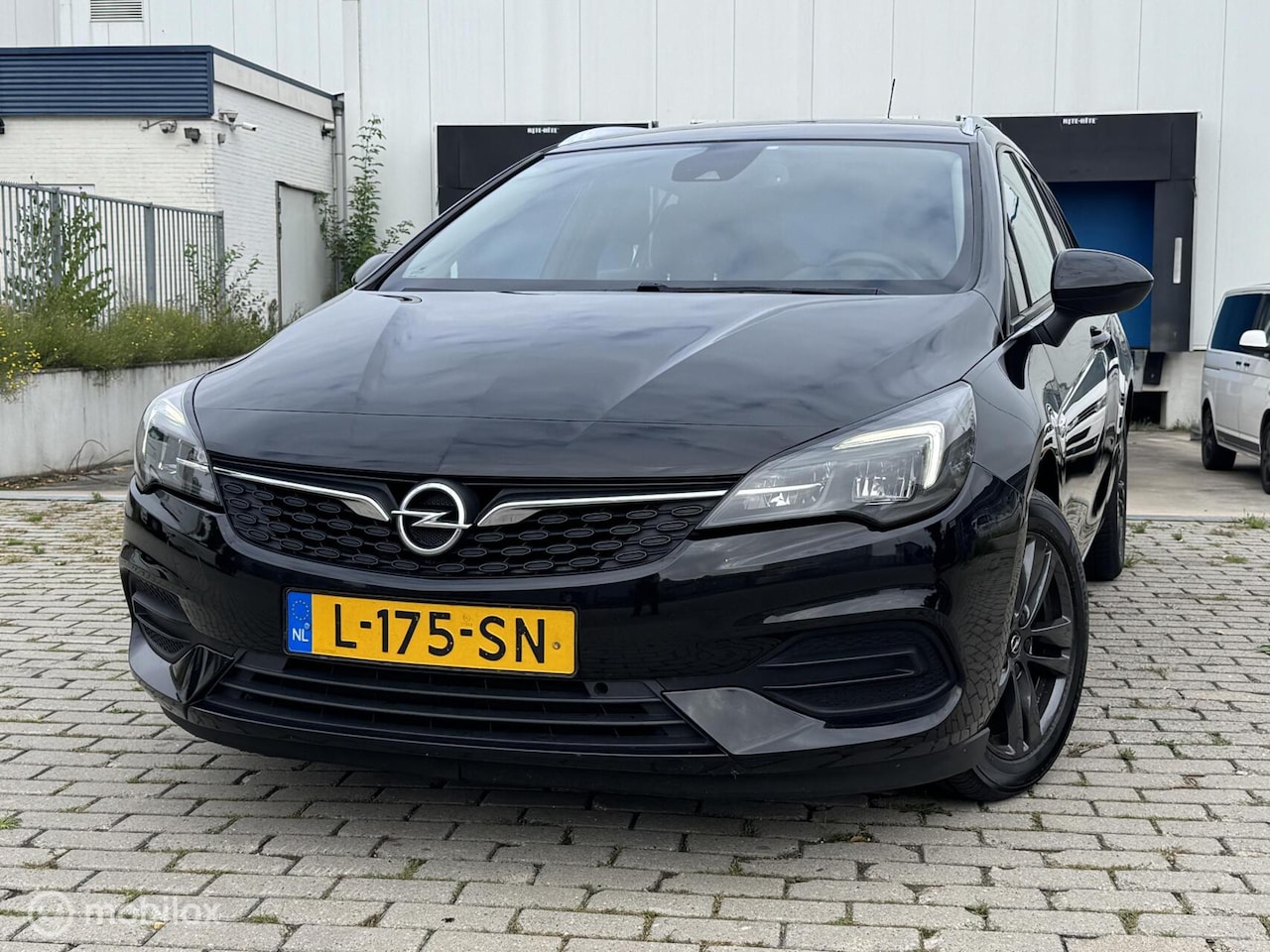 Opel Astra Sports Tourer - 1.2 Design & Tech Stoel&stuur verwa - AutoWereld.nl