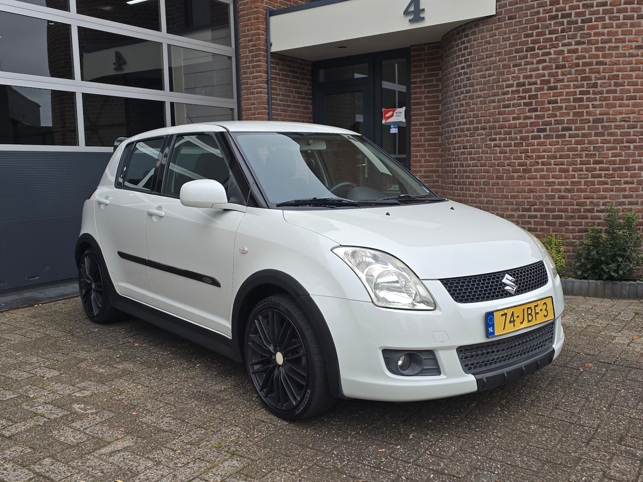 Suzuki Swift - 1.3 Comfort 5DR |Nap |Airco |Sport - AutoWereld.nl
