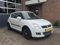Suzuki Swift - 1.3 Comfort 5DR |Nap |Airco |Sport