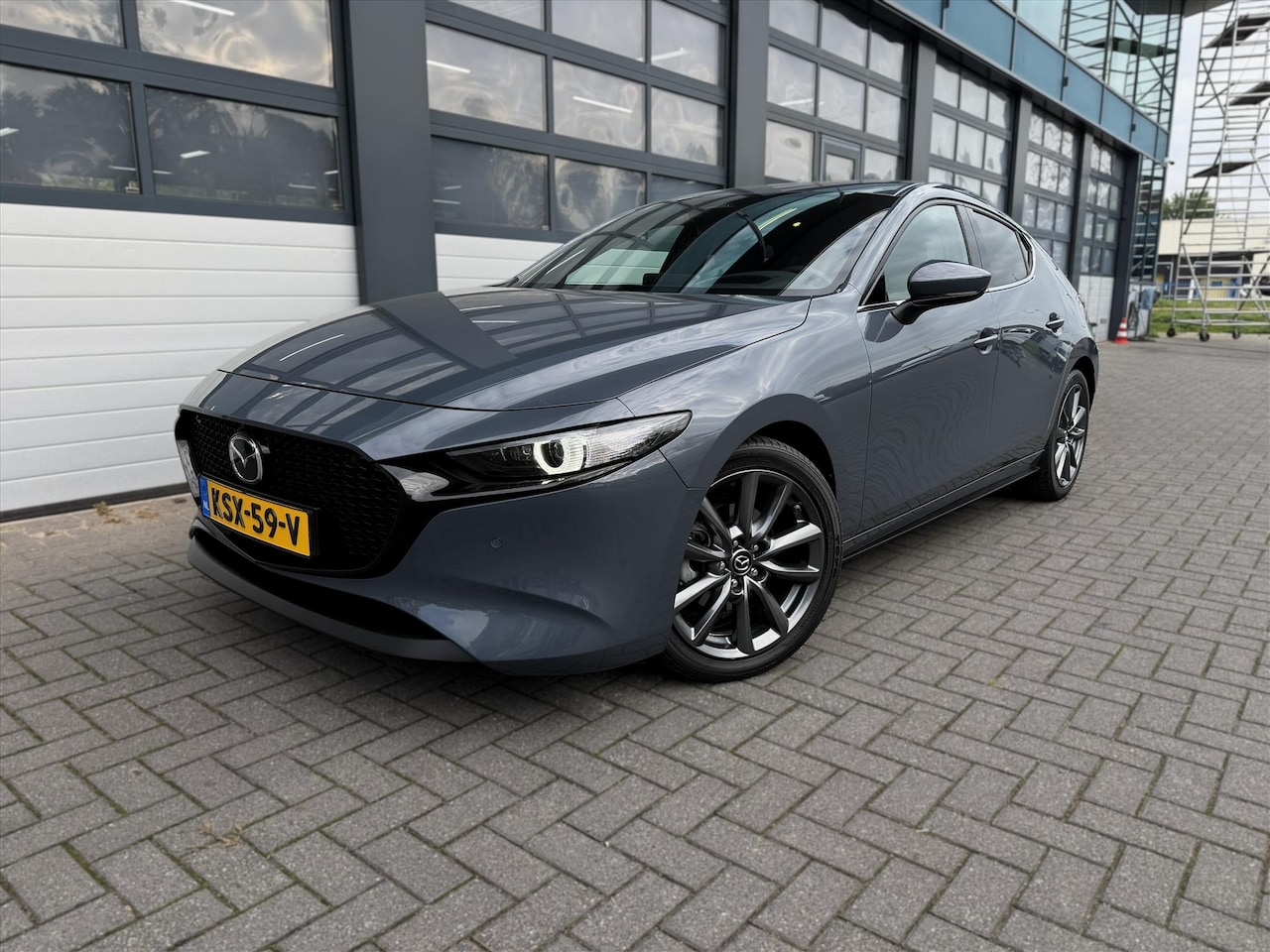 Mazda 3 - Hatchback 2.5 e-SkyActiv-G M Hybrid Exclusive-line HuD - AutoWereld.nl