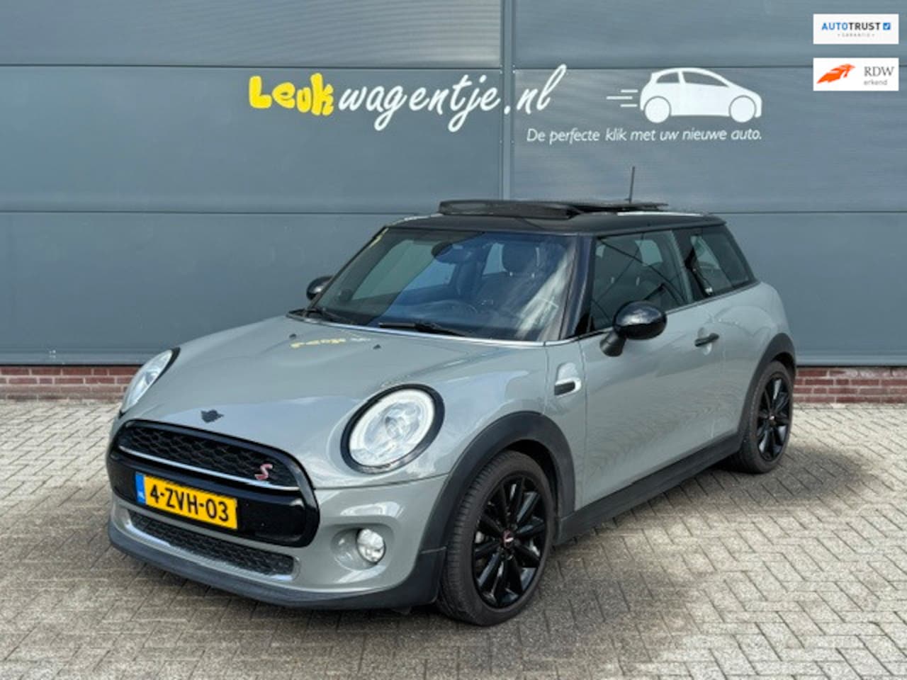 MINI Cooper - 1.5 Chili Business *schuifdak *keyless *17 inch - AutoWereld.nl