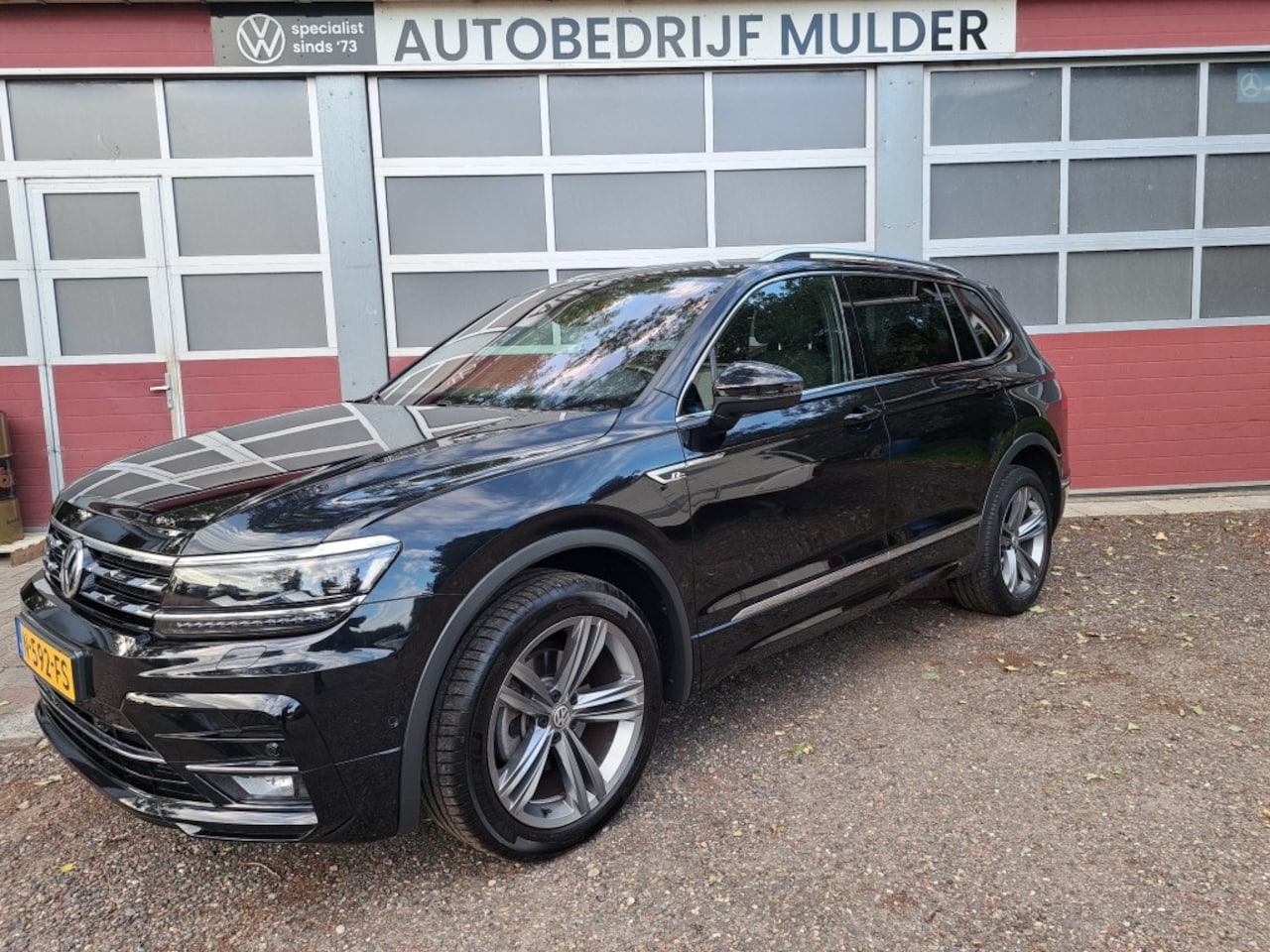 Volkswagen Tiguan Allspace - Allspace 1.5 TSI 150 Pk R-Line Pano, Alcantara, Dsg-7 - AutoWereld.nl