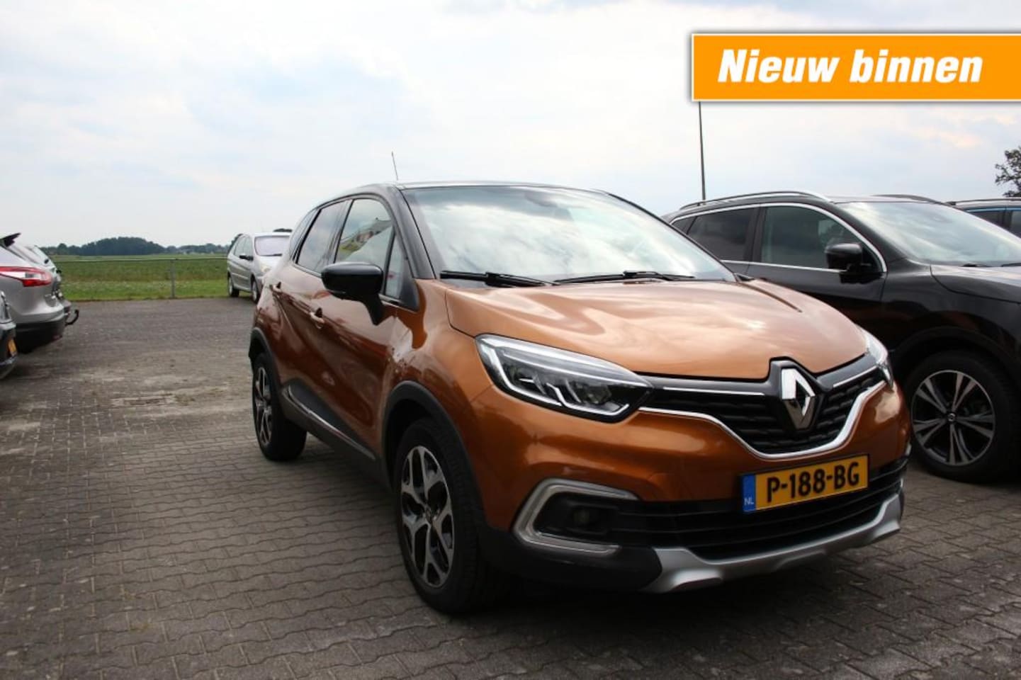 Renault Captur - 1.2 TCe Intens 1.2 TCe Intens, PDC, Camera, Cruise, Lichtm.velgen - AutoWereld.nl