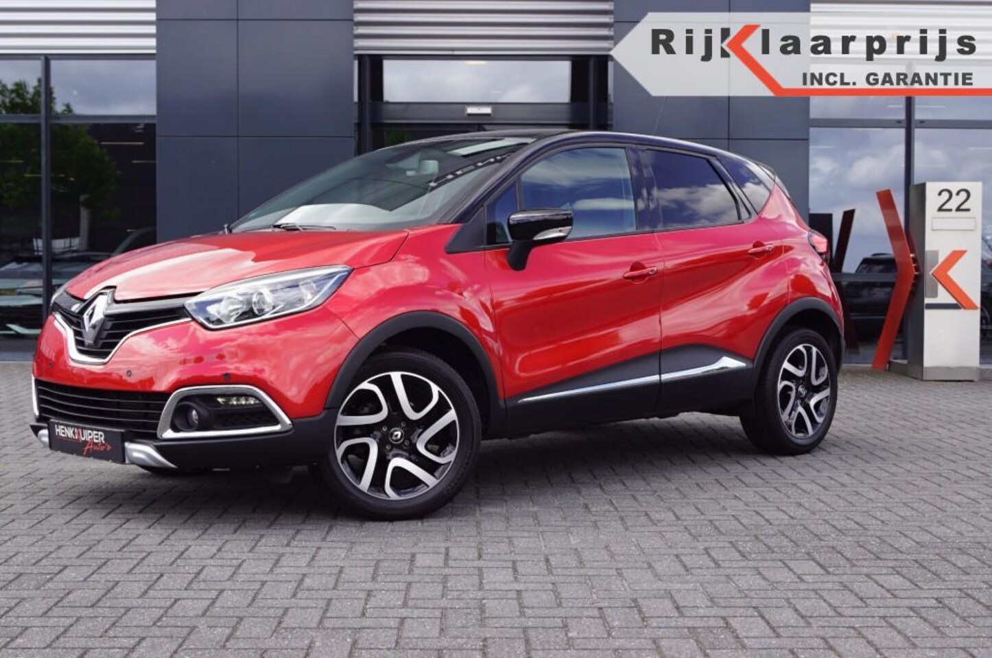 Renault Captur - 1.2 TCe XMod 120pk / Navi / PDC / Camera / key-less / Trekhaak - AutoWereld.nl