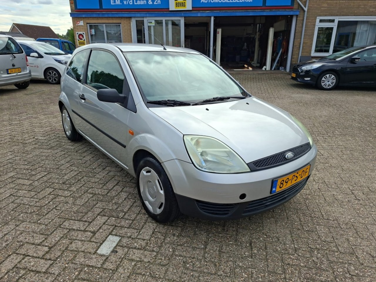Ford Fiesta - 1.3 Style RADIO-CD/STUURBEKR./APK 11-2027