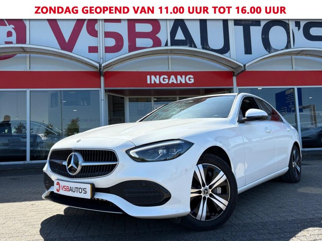 Mercedes-Benz C-klasse - 300E PLUG IN HYBRIDE EL. MEMORY STOEL 360CAMERA CARPLAY EL.TREKHAAK - AutoWereld.nl