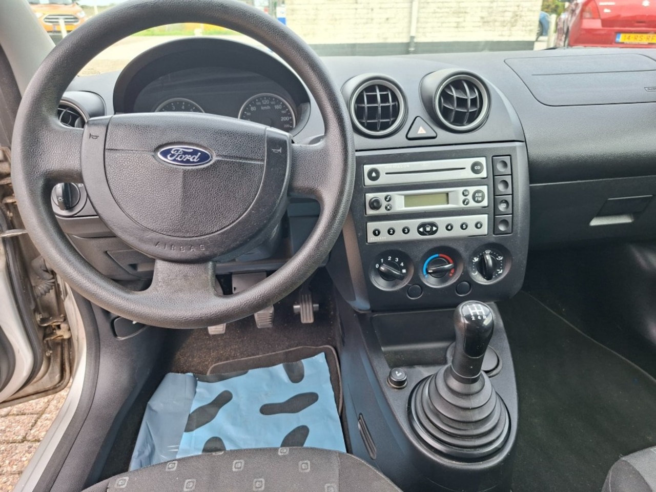 Ford Fiesta - 1.3 Style RADIO-CD/STUURBEKR./APK 11-2027