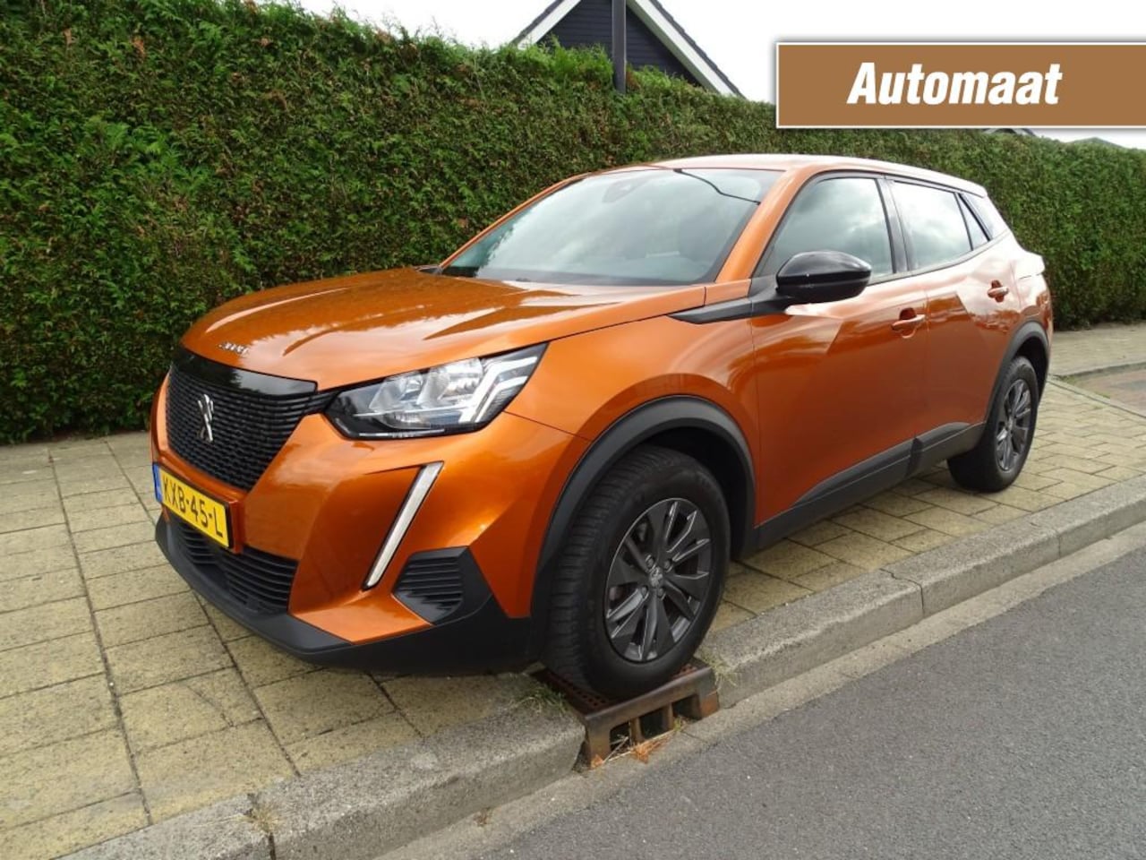 Peugeot 2008 - 1.2 Active Pack 131Pk-navigatie-Media app-Led-Cruise-Pdc-Usb-Blth - AutoWereld.nl