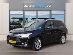 Mitsubishi Outlander - 2.0 Instyle AUTOMAAT 7 Personen Clima, NAVI, Camera, Leder, Schuifdak, Cruise