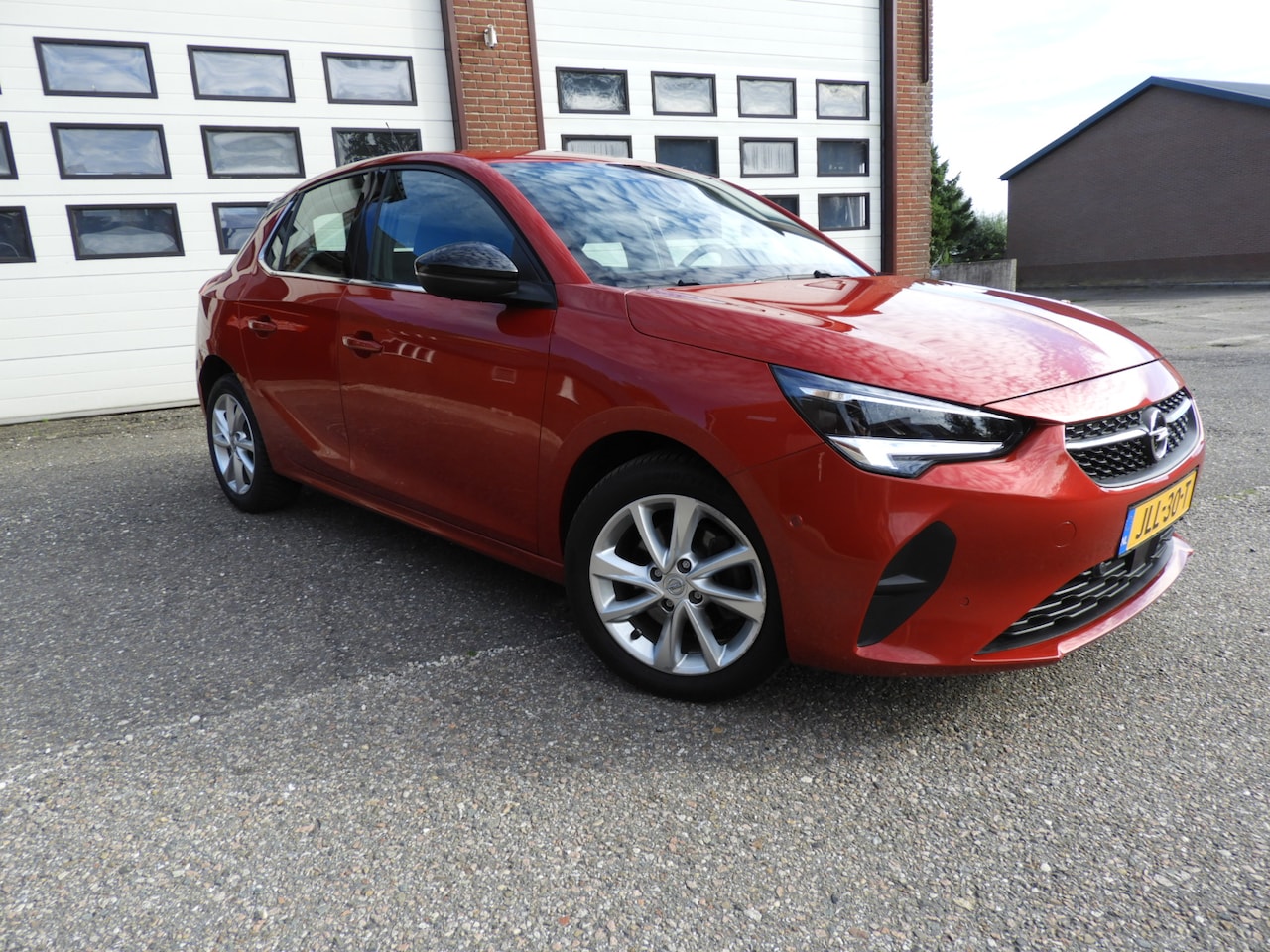 Opel Corsa - 1.2 Edition parkeersensoren met camera - AutoWereld.nl