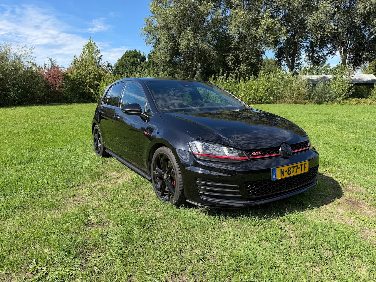 Volkswagen Golf - 2.0 TSI GTI - AutoWereld.nl