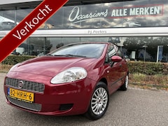 Fiat Grande Punto - 1.4 Active Radio/Cd speler - Licht metalen velgen 15 inch - Elektrische ramen - Centrale v