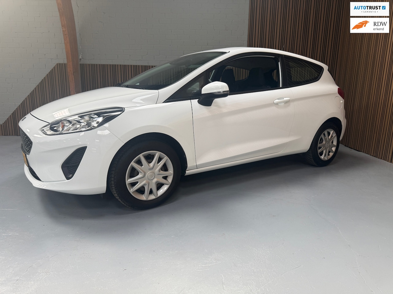 Ford Fiesta - 1.1 Trend 1.1 Trend, Nieuwe model, Nieuwe APK, MyFord Dock Telefoon integratie, Lane Assist - AutoWereld.nl