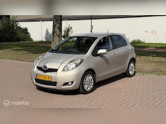 Toyota Yaris - 1.3 VVTi Dynamic | NWE APK | NAP | PADDLE SHIFT