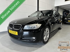 BMW 3-serie Touring - 318i Business Line*NwAPK*Trekhaak*Navi