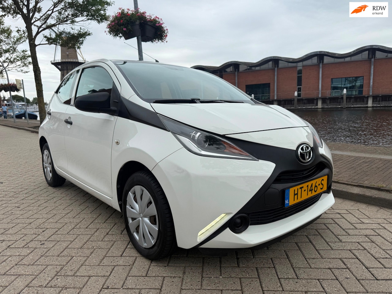 Toyota Aygo - 1.0 VVT-i x-now_AIRCO_5 DEURS_NETTE AUTO - AutoWereld.nl
