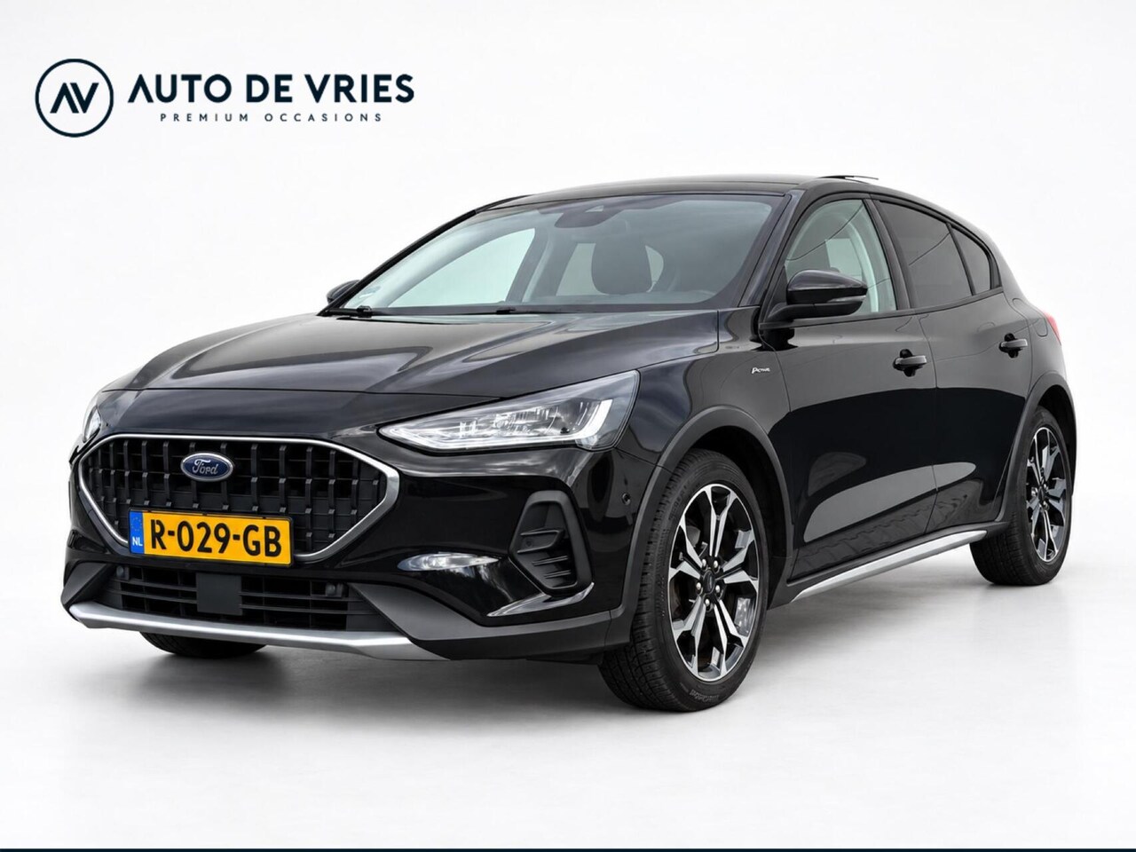 Ford Focus - 1.0 EcoBoost 125pk Hybrid Active Vignale | Leder | Panoramadak | B&O sound | Trekhaak - AutoWereld.nl
