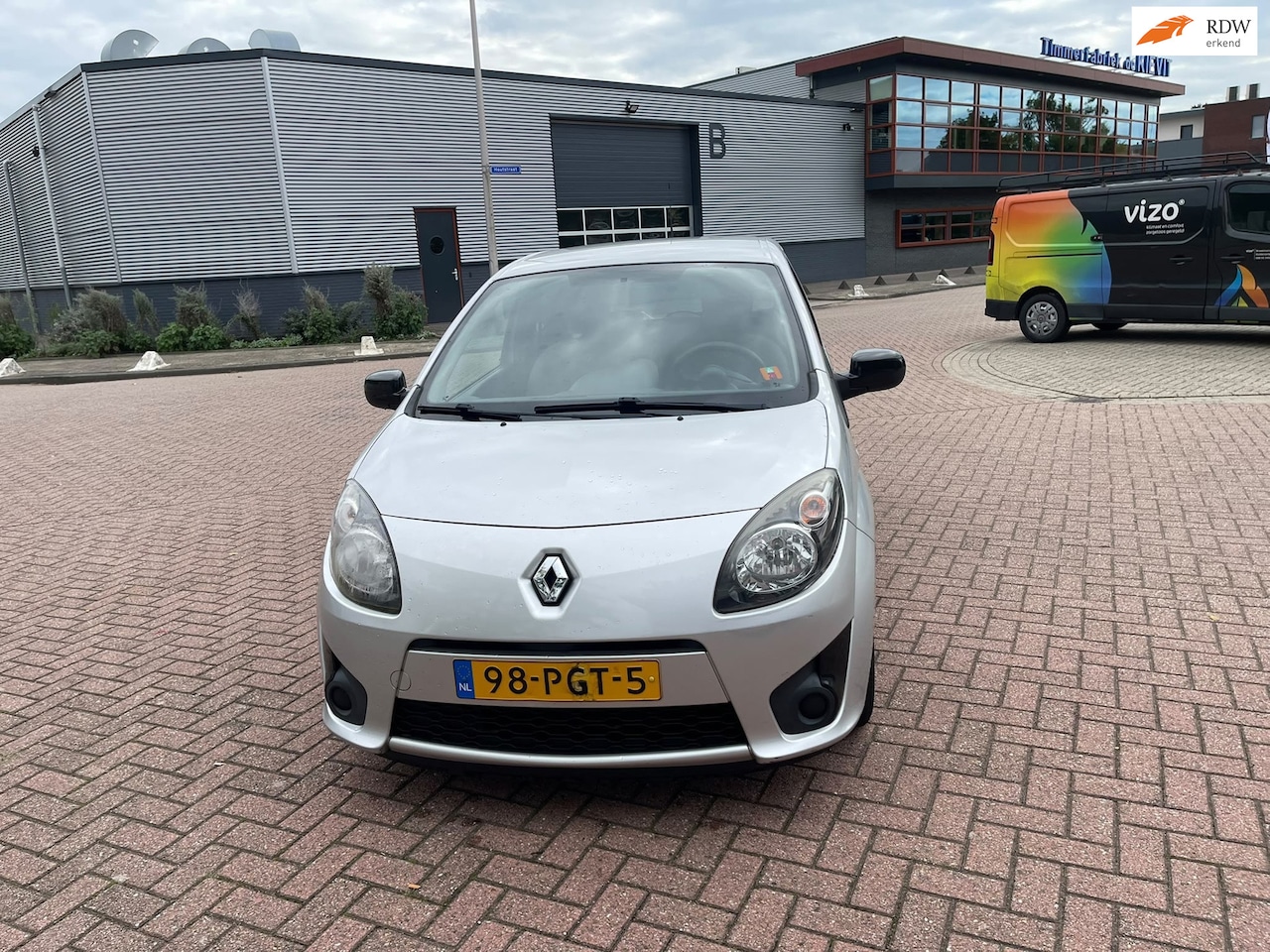 Renault Twingo - 1.2-16V Collection Airco rijd en schakelt goed - AutoWereld.nl