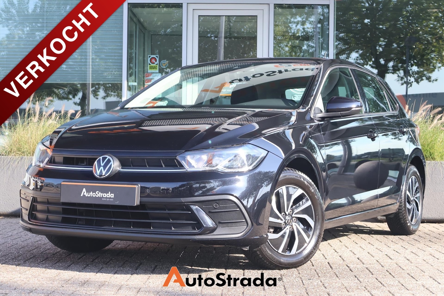 Volkswagen Polo - 1.0 Life Business TSI 95pk | Navi | Climate | Camera | ACC | Stoelverwarming | Virtual | L - AutoWereld.nl