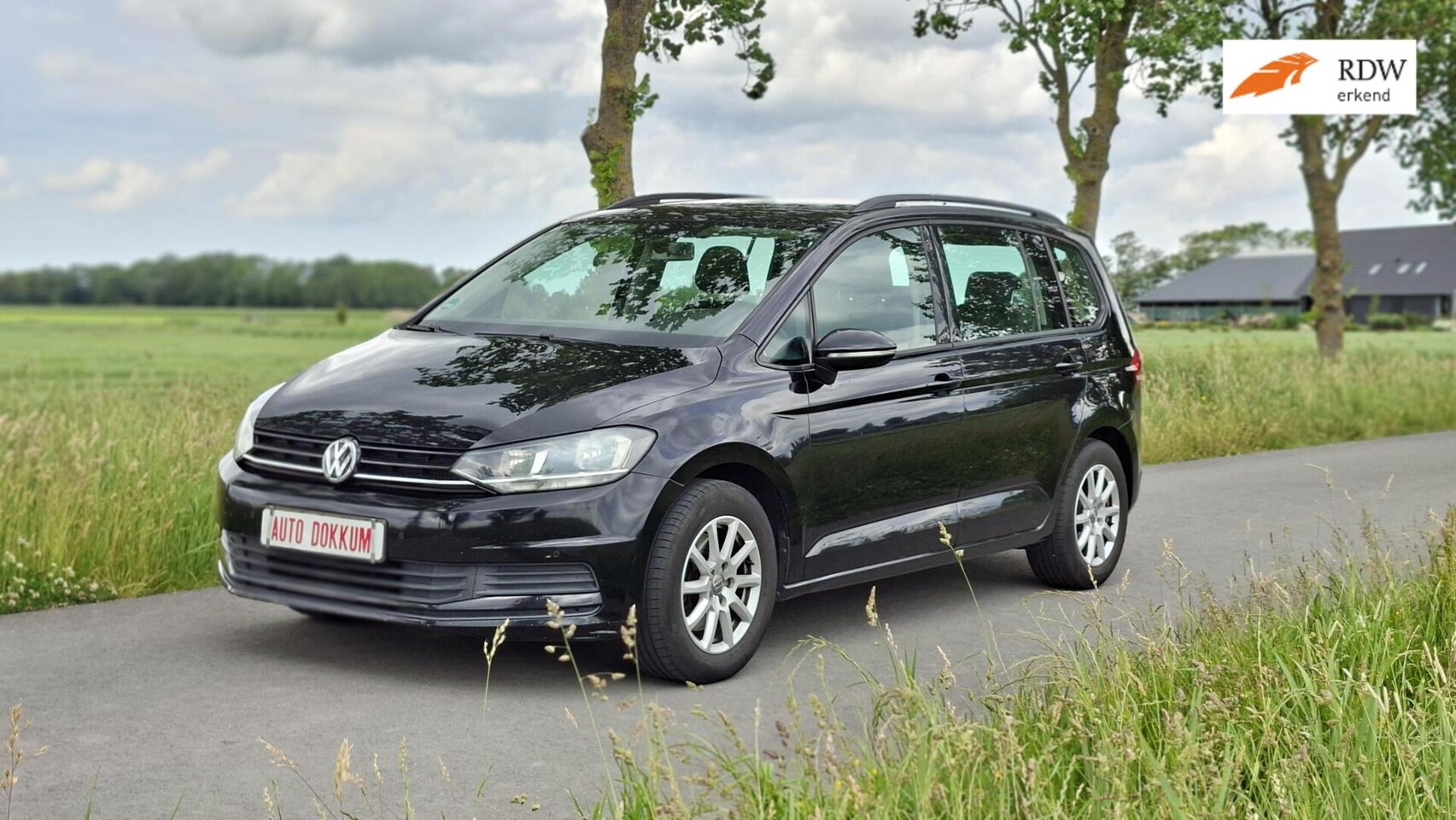 Volkswagen Touran - 1.2 TSI Trendline 1.2 TSI Trendline, 5 persoons❗ - AutoWereld.nl