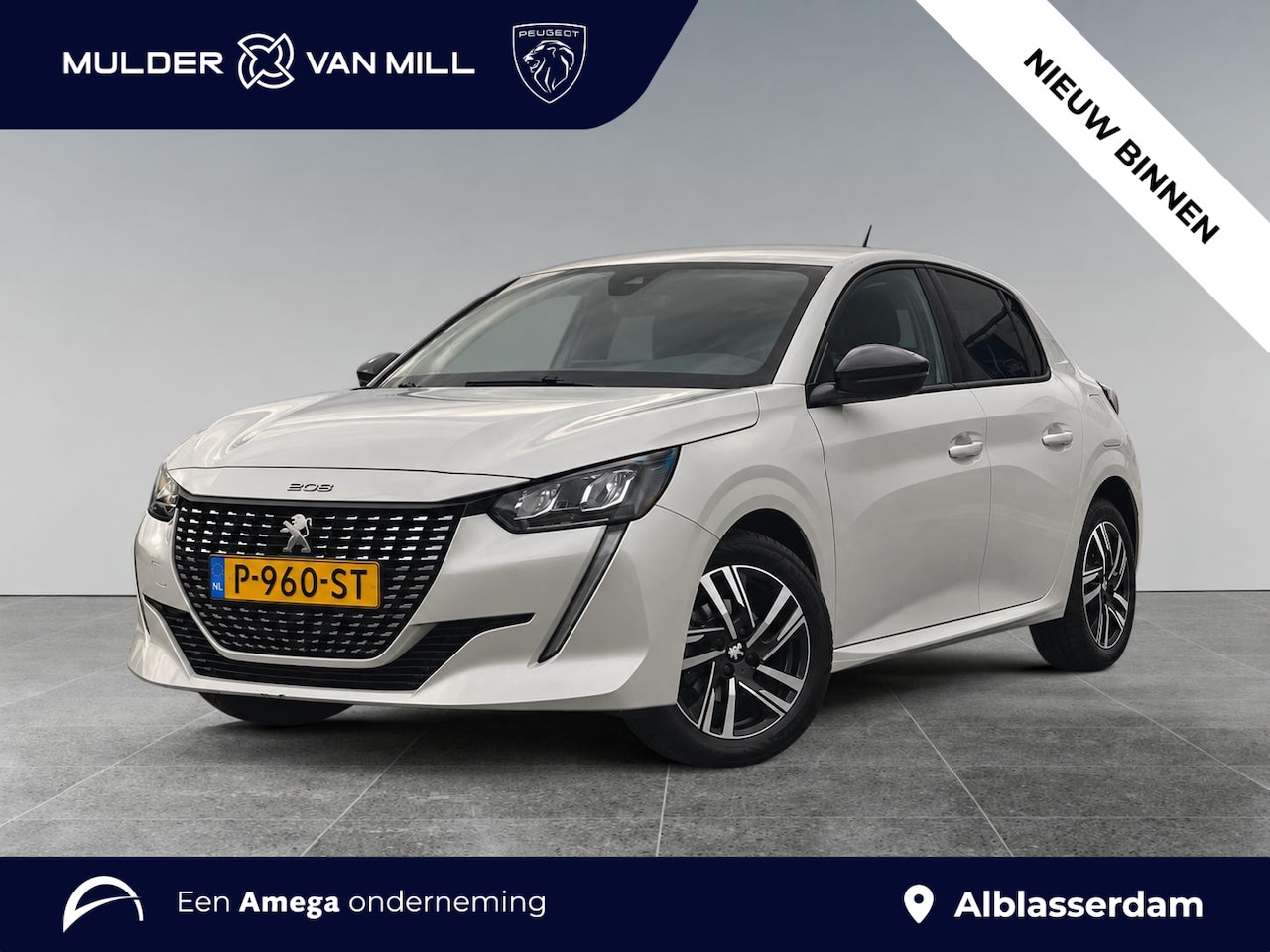 Peugeot 208 - Allure Pack 1.2 75pk | CAMERA | PARELMOER! | KEYLESS START | EXTRA GETINTE RUITEN | 3D i-C - AutoWereld.nl