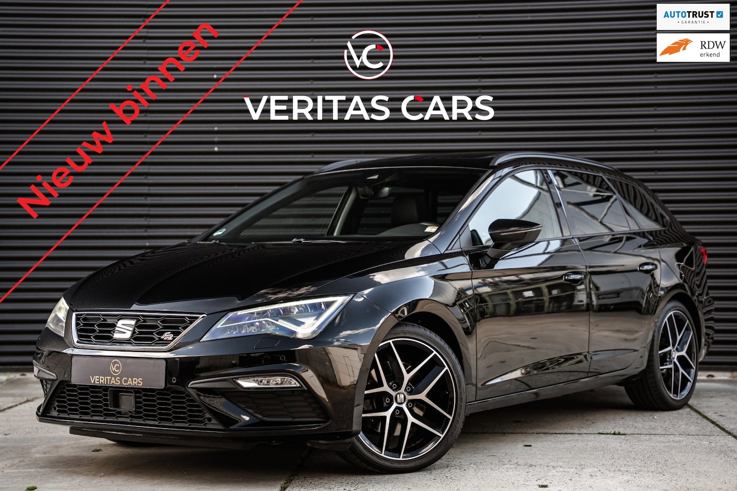 SEAT Leon ST - 1.8 TSI FR 180PK|Pano|Beats|Camera|Drive Profile|Stoelverw|Sfeer|Full Led e.o. - AutoWereld.nl