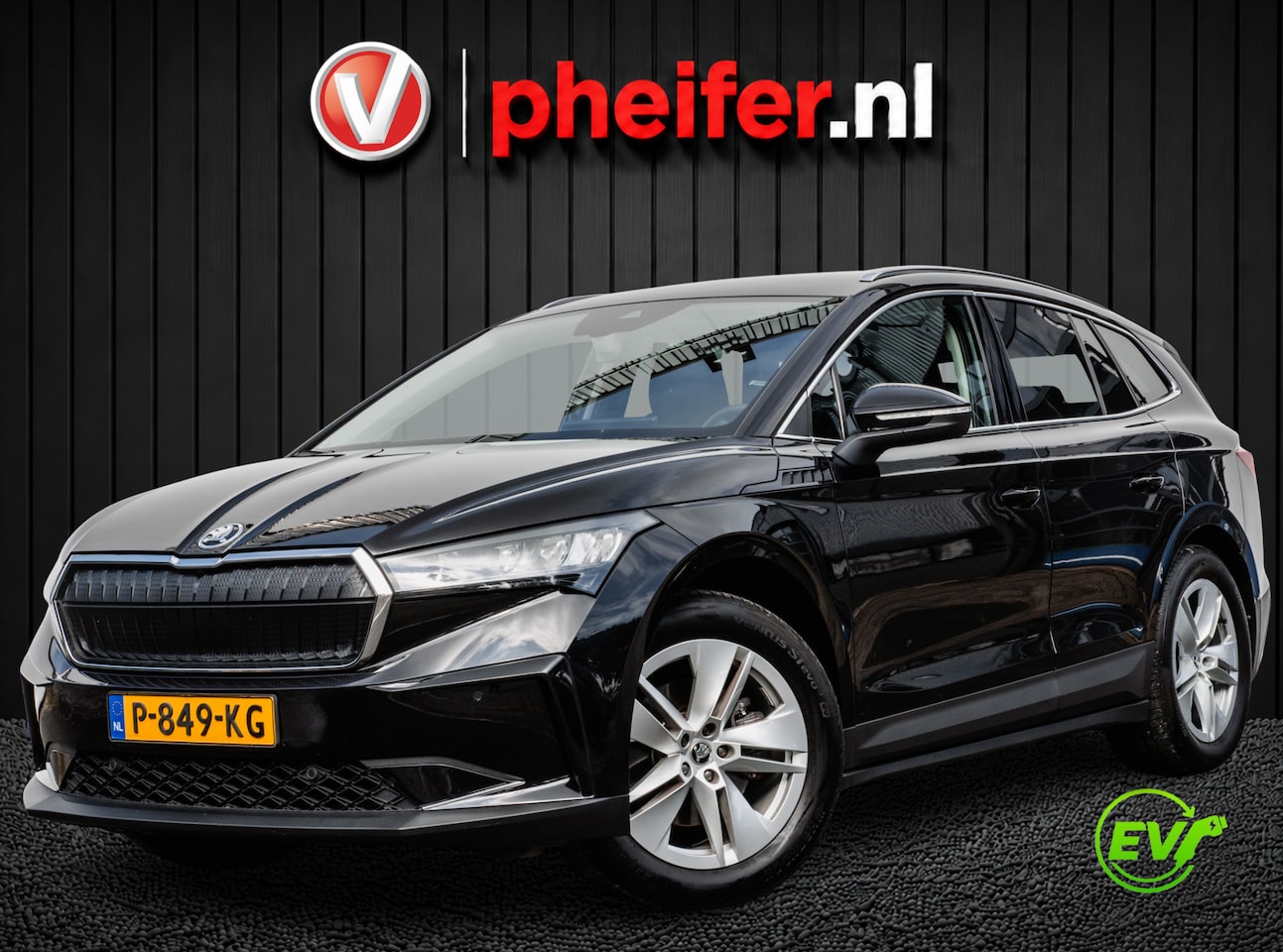 Skoda Enyaq iV - 80 SOH 82% Stoel-stuurverwarming/ Navigatie/ Carplay/ Camera/ Full led/ Cruise control - AutoWereld.nl