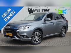 Mitsubishi Outlander - 2.4 PHEV Intense+ Afn. Trekhaak | Elekr Achterklep | Schuif-Kanteldak | PDC V+A | Camera |