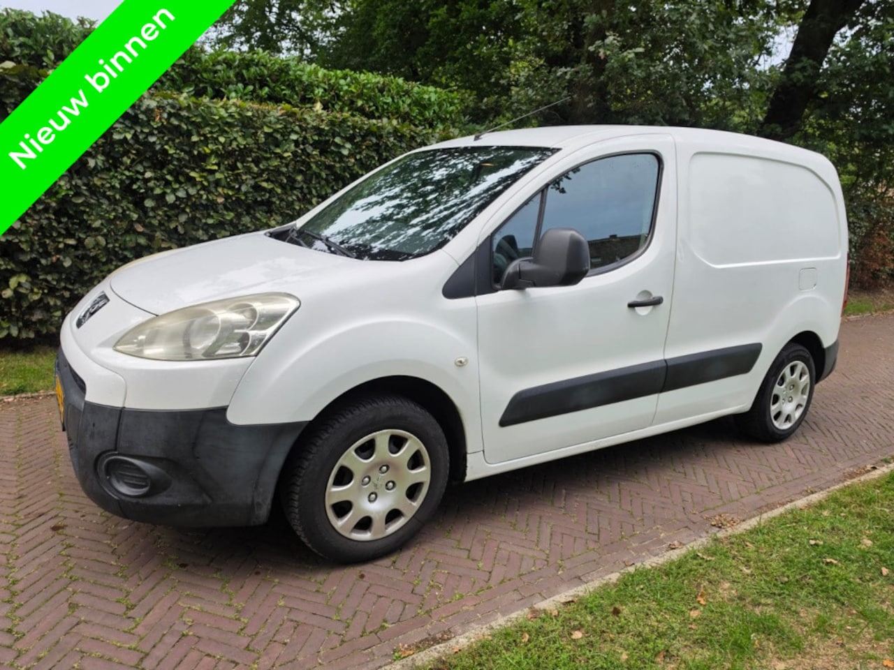 Peugeot Partner - 122 1.6 HDI L1XT Pr+ - AutoWereld.nl