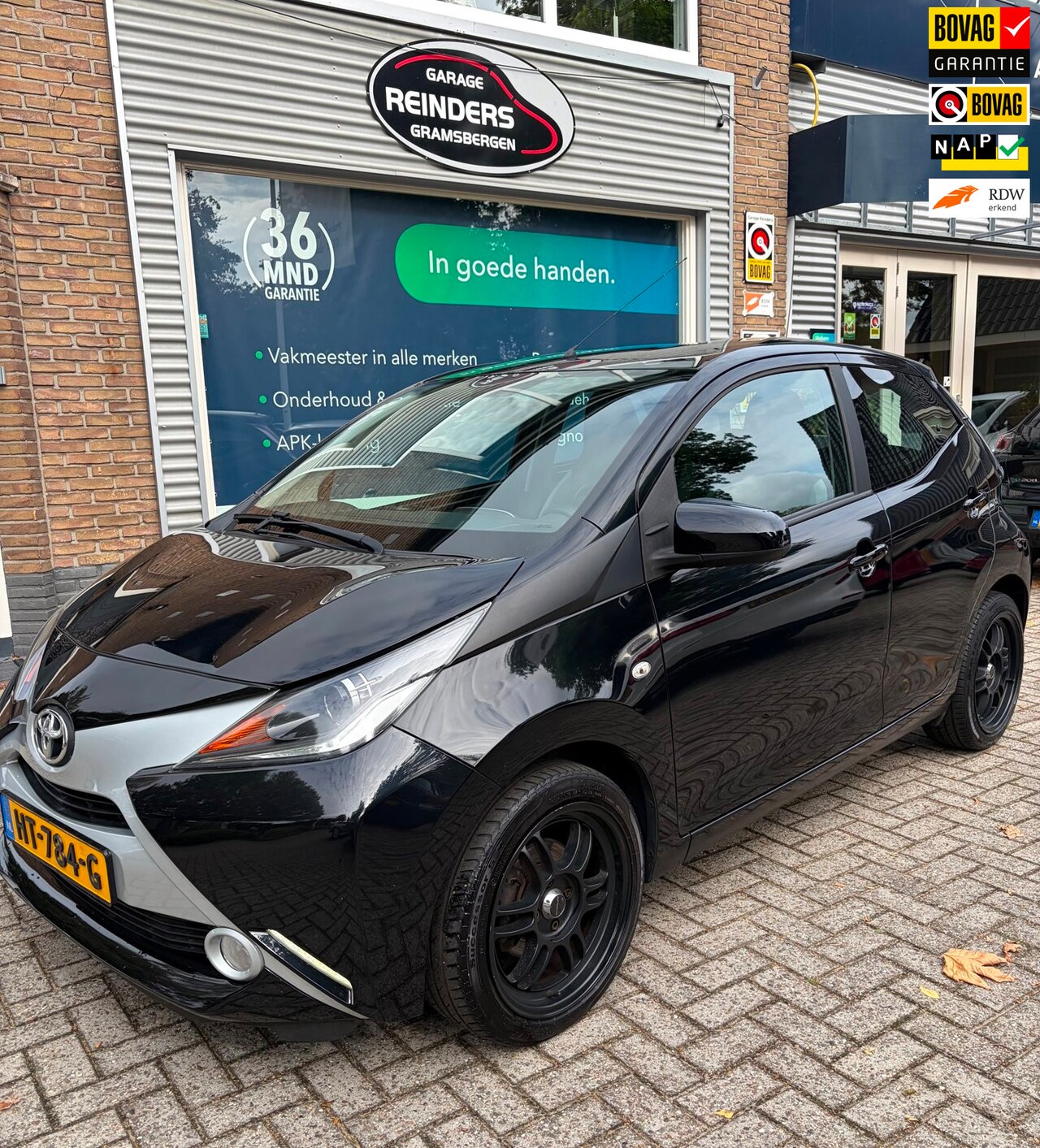 Toyota Aygo - 1.0 VVT-i x-play 16 inch, Camera, Bluetooth, NAP - AutoWereld.nl