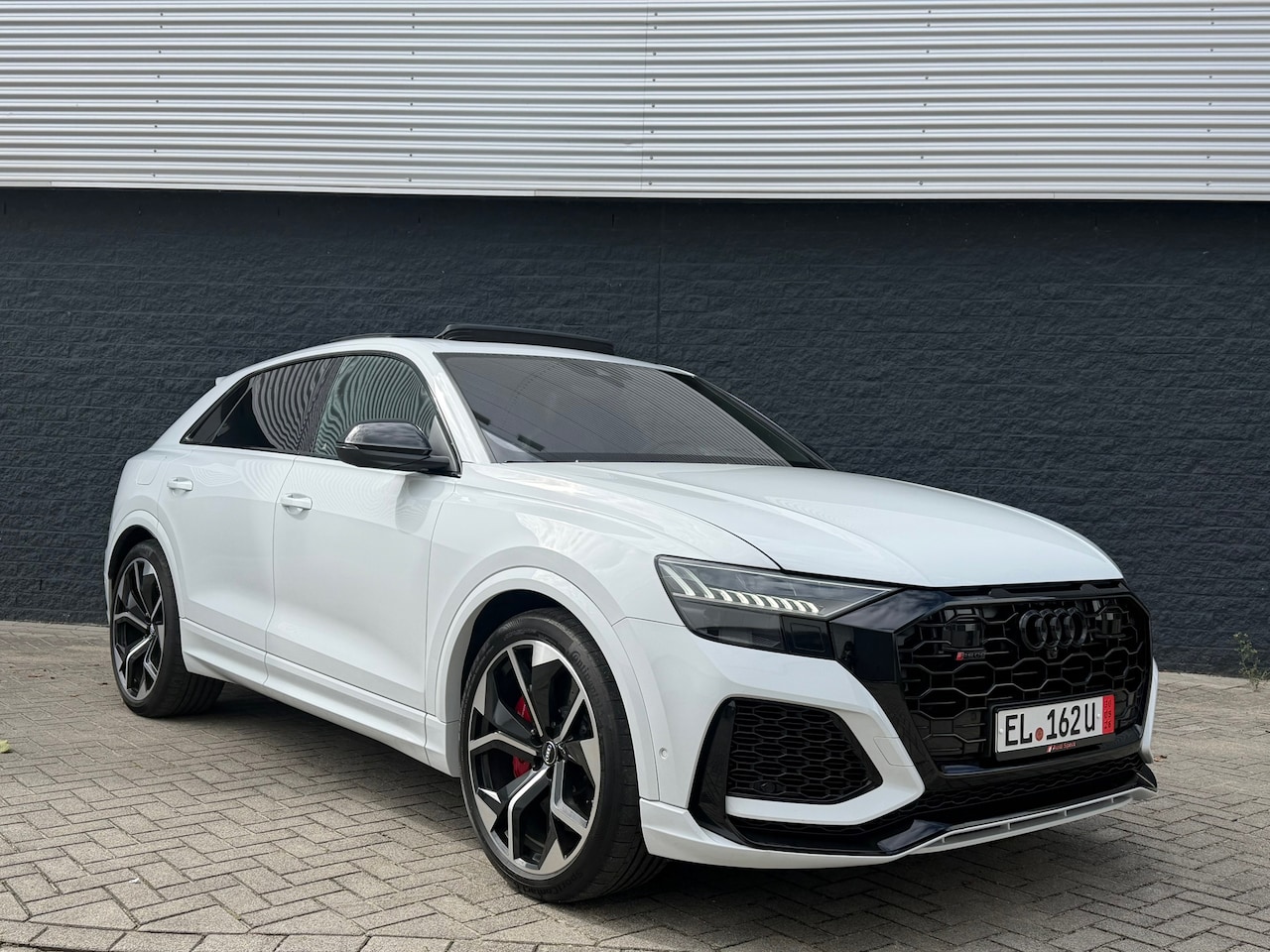 Audi Q8 - 4.0 TFSI RS Q8 quattro PANO/CERAMIC/FULL OPTION - AutoWereld.nl