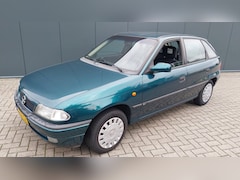 Opel Astra - 1.6i Edition//AUTOMAAT // APK SEP 2027