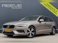 Volvo V60 - 2.0 B3 Momentum Advantage | Camera | Stoelverwarming | Apple Carplay / Android Auto