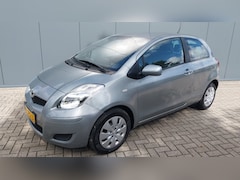 Toyota Yaris - 1.3 VVTi Aspiration// AUTOMAAT // 51000 KM