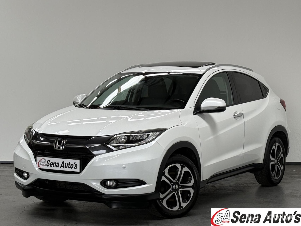 Honda HR-V - 1.5 i-VTEC Executive/Aut./Led/Pano/Vol… - AutoWereld.nl