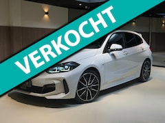 BMW 1-serie - 120i High Executive|Pano|HUD|Keyless|Sfeer