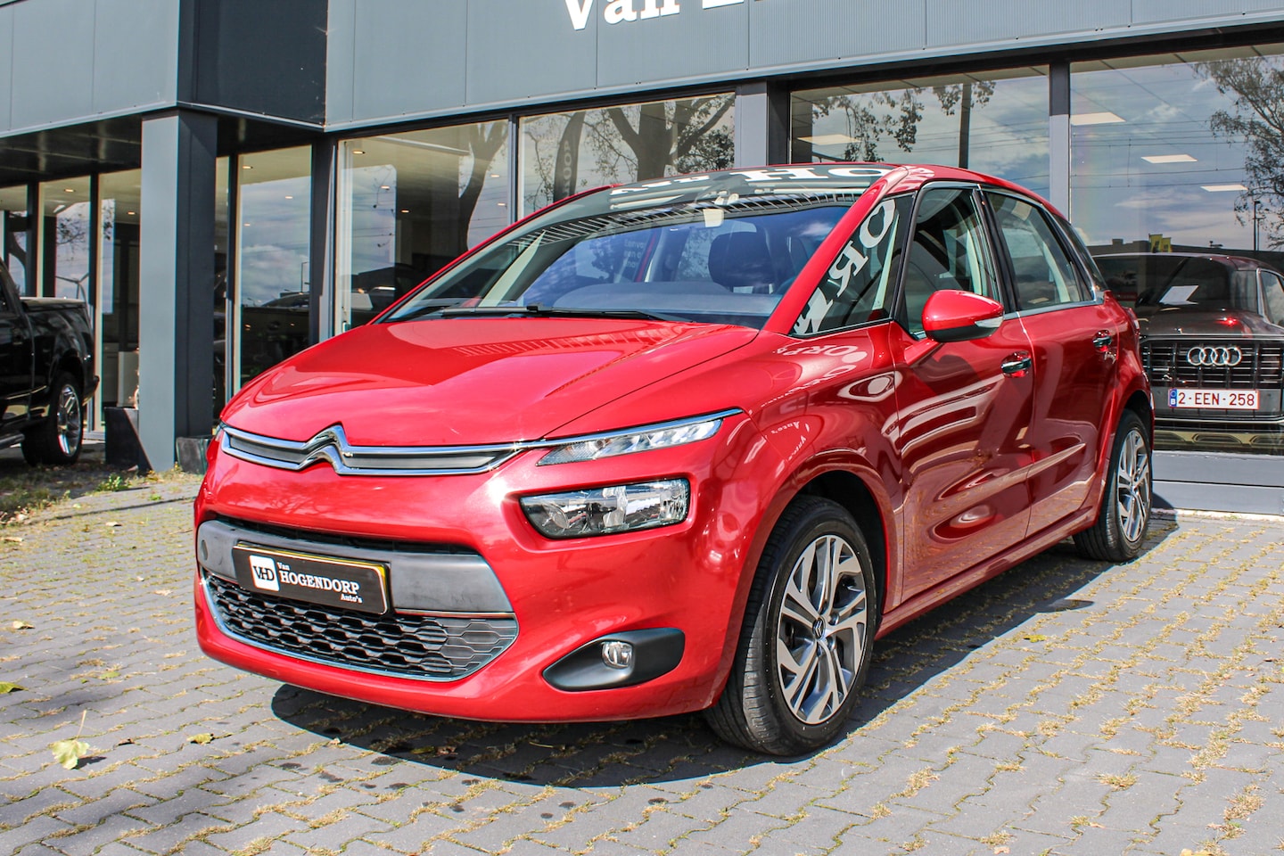 Citroën C4 Picasso - 1.6 THP Exclusive NAVI CAMERA AIRCO TREKHAAK - AutoWereld.nl